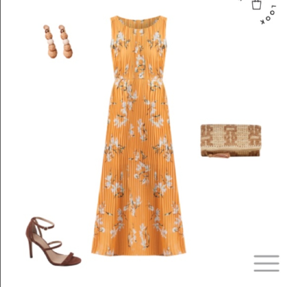 Pleated Maxi Dress in Yellow (size Small)